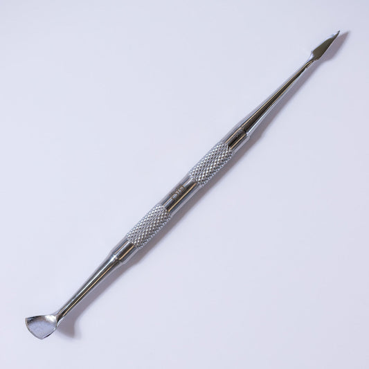 Bio Sculpture Deluxe Metal Tool – vegan, professional-grade stainless steel tool for precise cuticle care and nail preparation