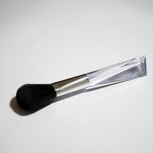 Bio Sculpture Dusting Brush – vegan, soft-bristled nail dusting brush for gently removing nail filings and debris during manicures